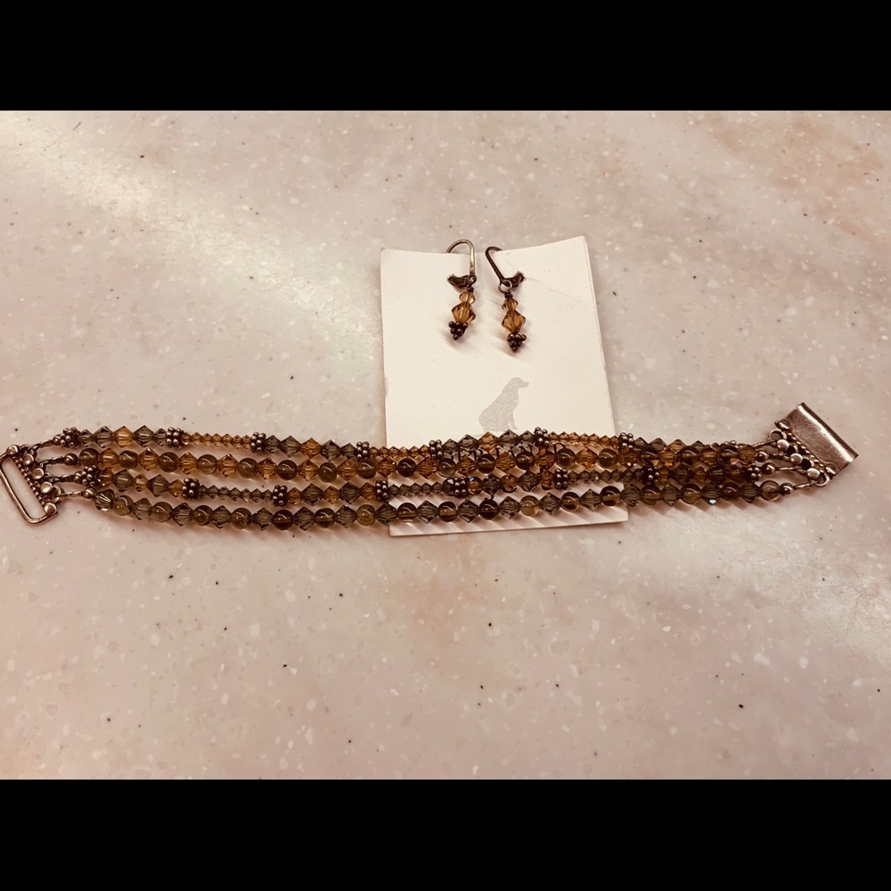 3/$21CRYSTAL EARRING  BRACELET SET
